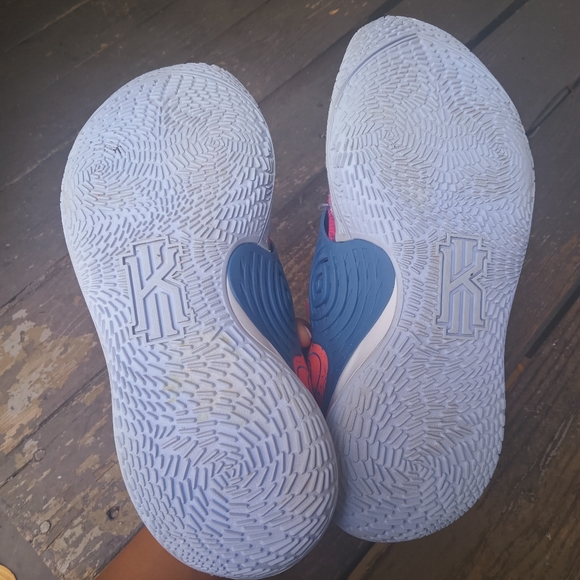 Nike Kyrie Irving Low Tie Dye Sneaker Shoes Men's Size 10 - Picture 7 of 8